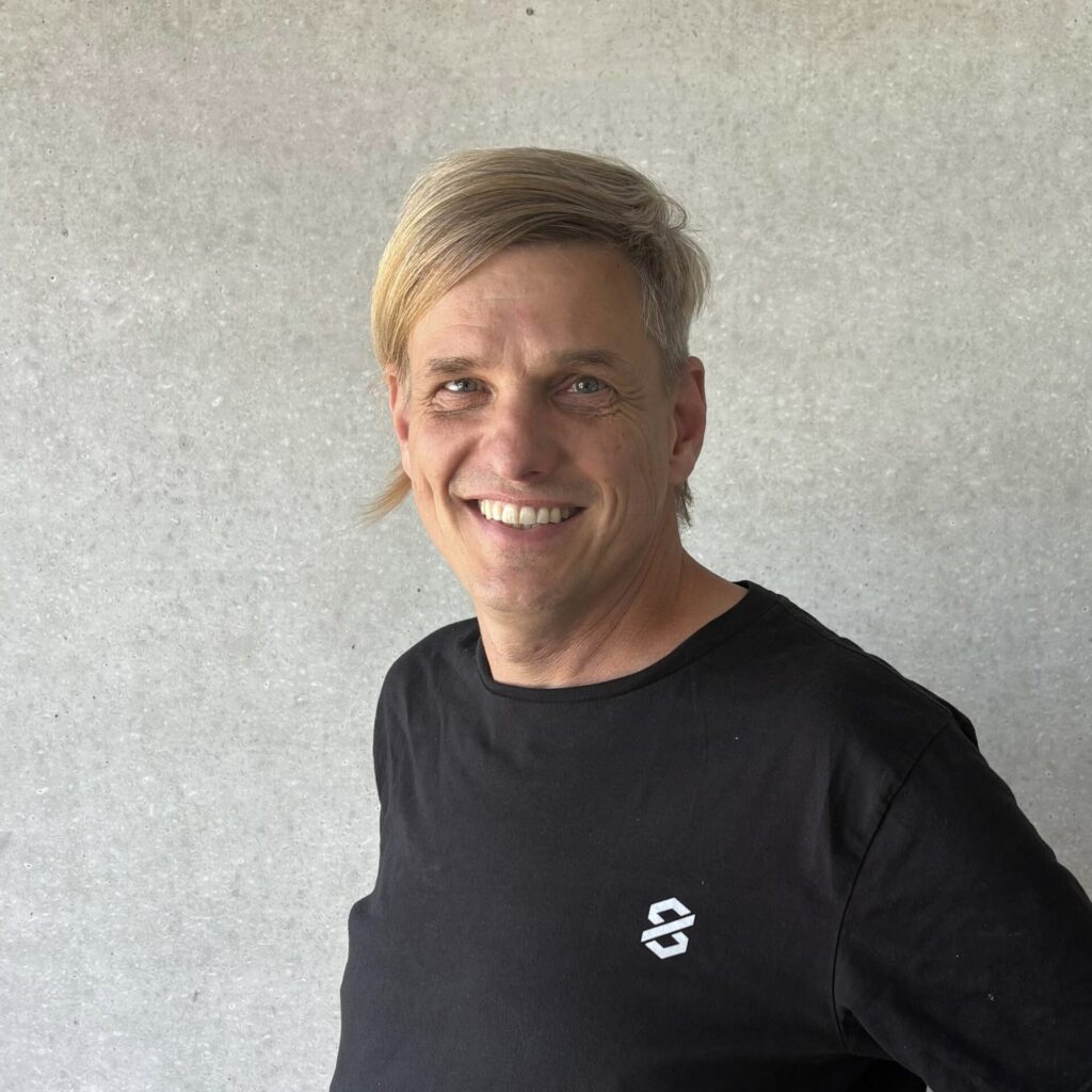 Dr. Alexander Scholz